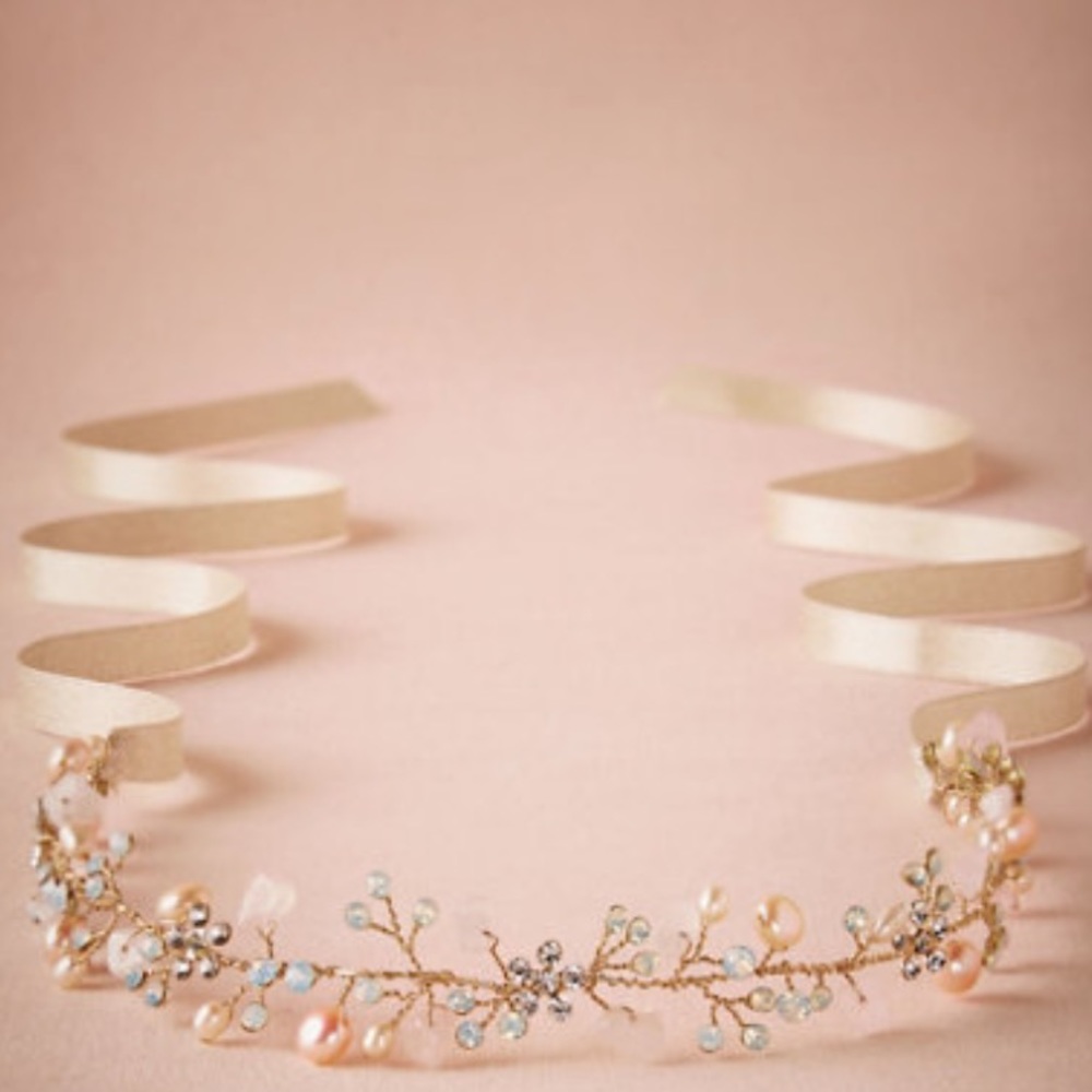 Rosales Halo wedding hairpiece from BHLDN